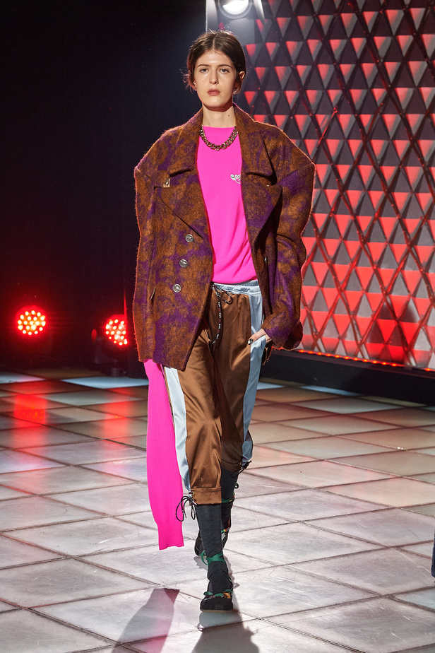 من عرض أزياء Andreas Krönthaler for Vivienne Westwood