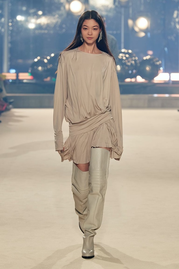 مجموعة Isabel Marant لخريف وشتاء 2022-2023