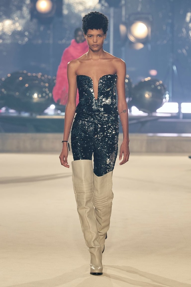 مجموعة Isabel Marant لخريف وشتاء 2022-2023