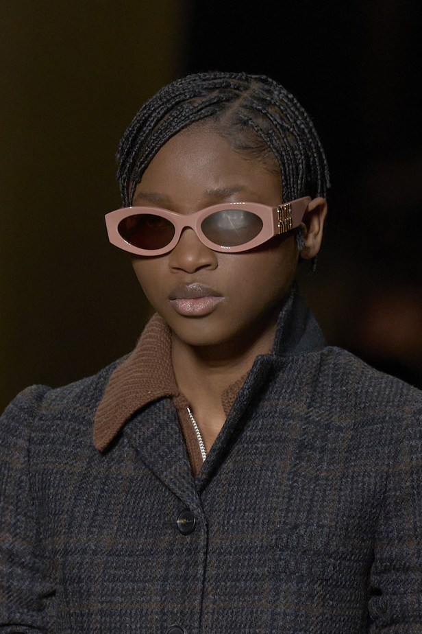 عرض أزياء Miu Miu لموسم خريف 2022