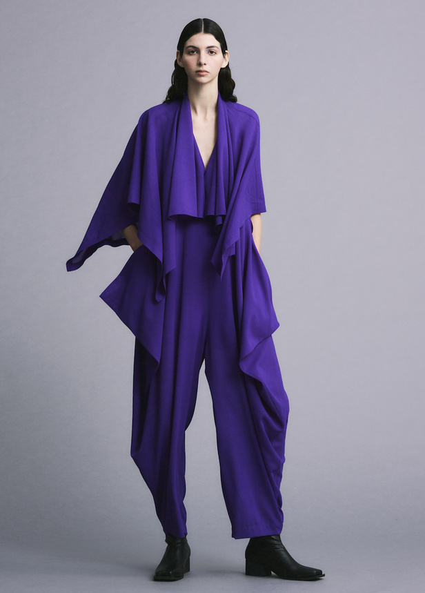 من مجموعة Issey Miyake لموسم خريف 2022