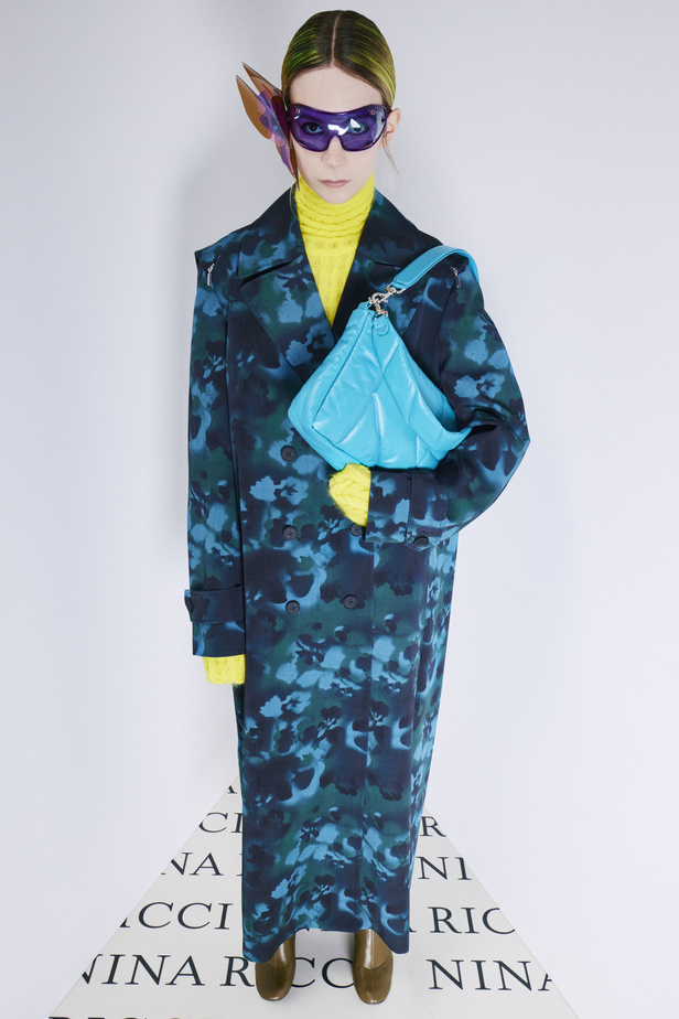 عرض أزياء مجموعة Nicca Ricci لموسم خريف وشتاء 2022 في باريس