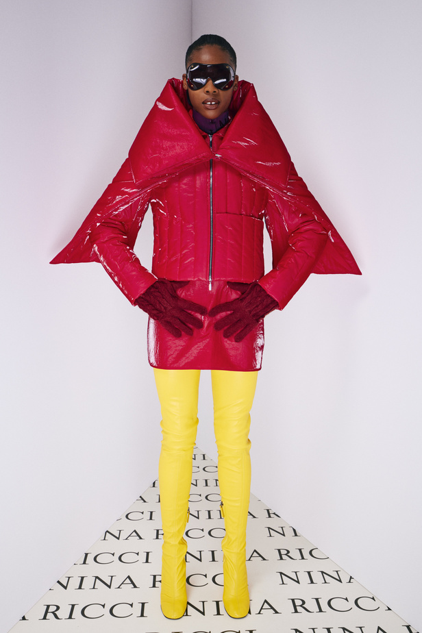 عرض أزياء مجموعة Nicca Ricci لموسم خريف وشتاء 2022 في باريس