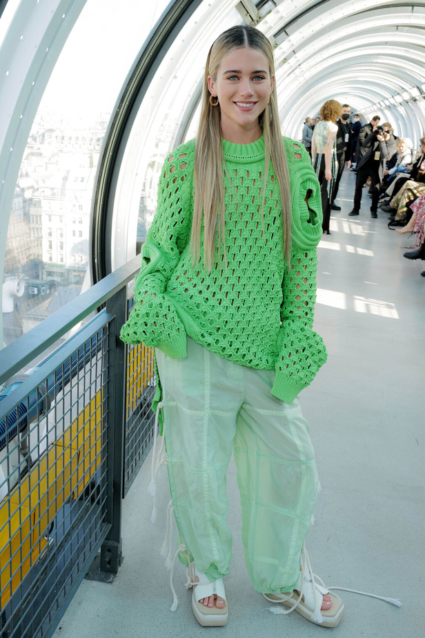 عرض أزياء Stella McCartney لموسم خريف 2022