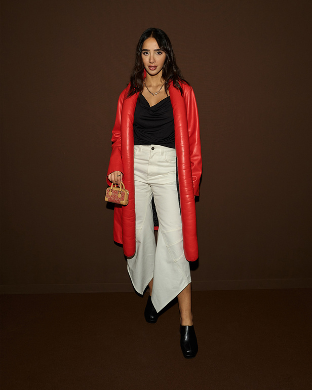 إبداع وابتكار وتميّز في مجموعة دار Loewe في باريس