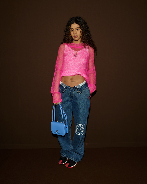 إبداع وابتكار وتميّز في مجموعة دار Loewe في باريس