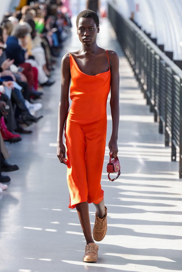 عرض أزياء Stella McCartney لموسم خريف 2022