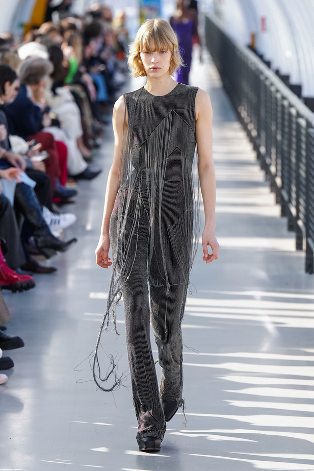 عرض أزياء Stella McCartney لموسم خريف 2022