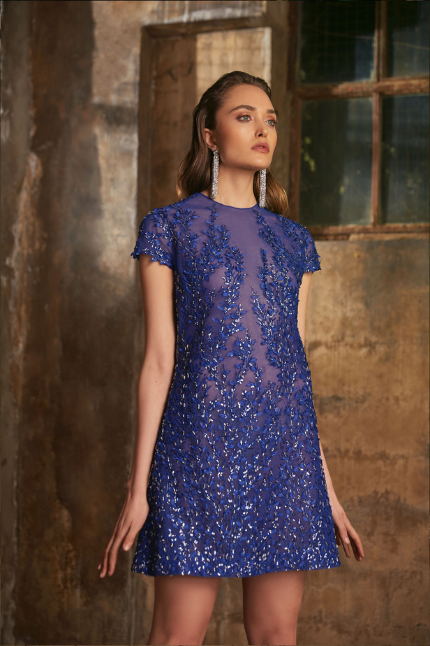 عرض أزياء مجموعة Tony Ward لموسم خريف وشتاء 2022 في باريس