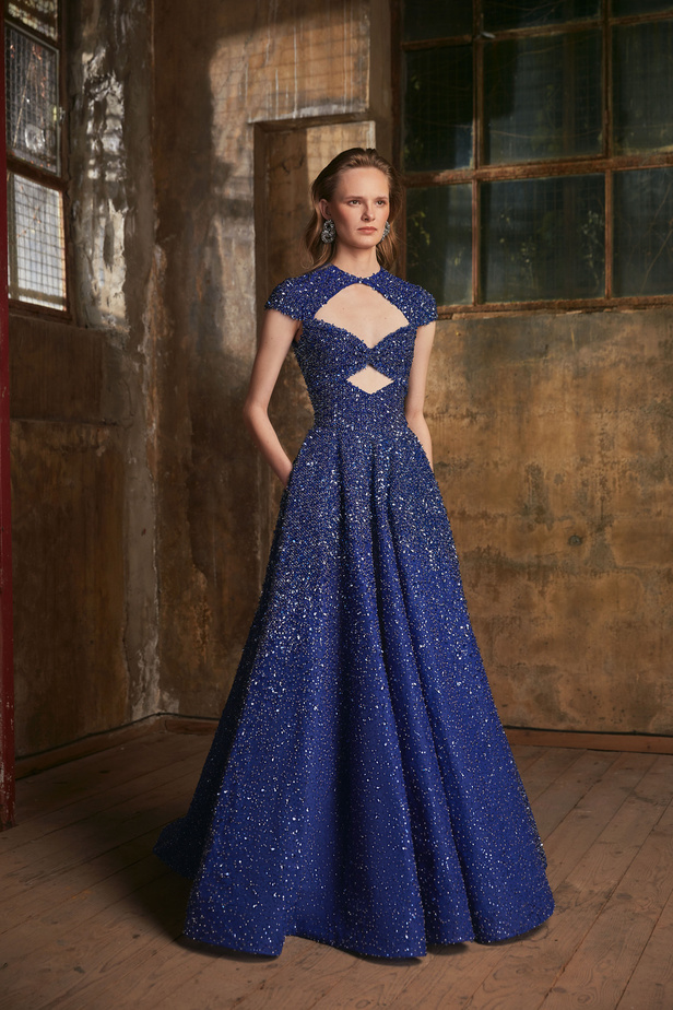 عرض أزياء مجموعة Tony Ward لموسم خريف وشتاء 2022 في باريس