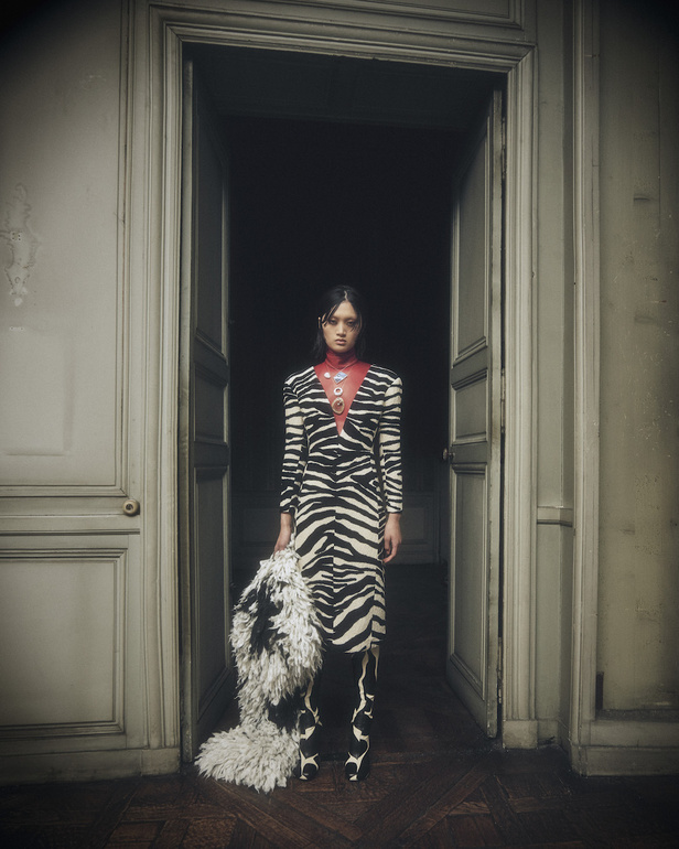 من مجموعة Dries Van Noten لموسم خريف 2022