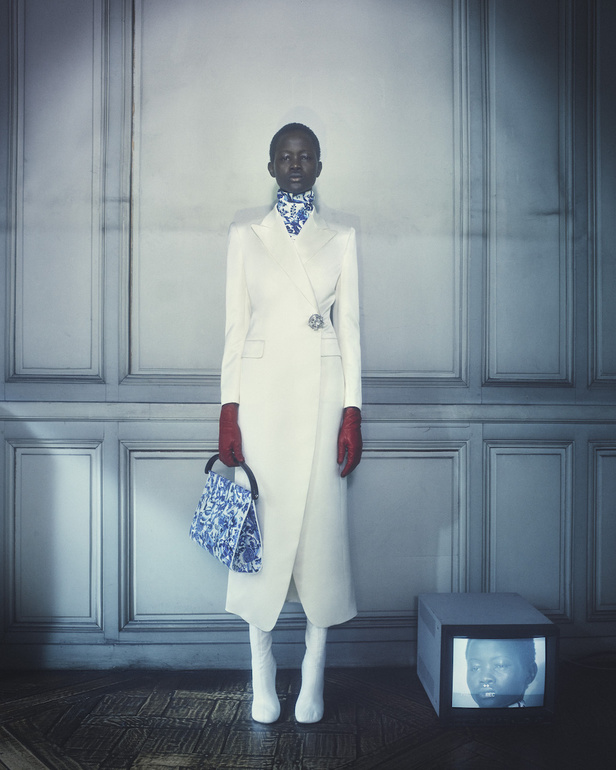 من مجموعة Dries Van Noten لموسم خريف 2022