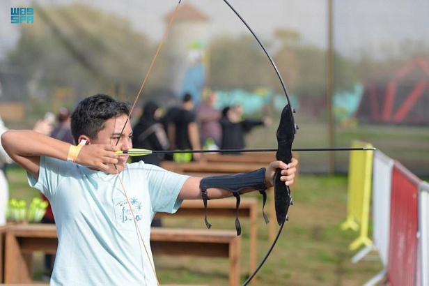 تحدي الرماية.. تجربة تغمرها أجواء المرح والتشويق في جدة جنغل