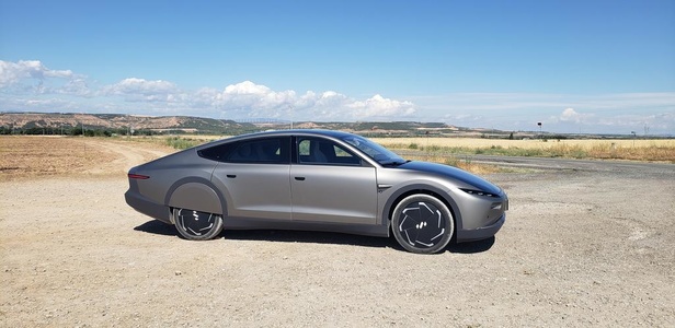 بعد 6 سنوات من التطوير سيارة Lightyear 0اختراق حقيقي في عالم السيارات الكهربائية