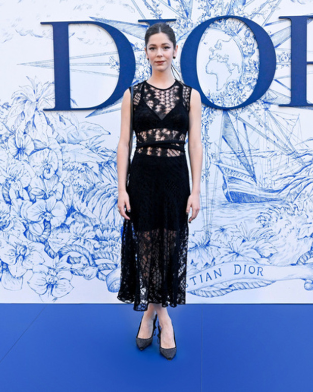 Dior تحتفل بالأنوثة في مجموعة "ديور كروز" للعام 2023