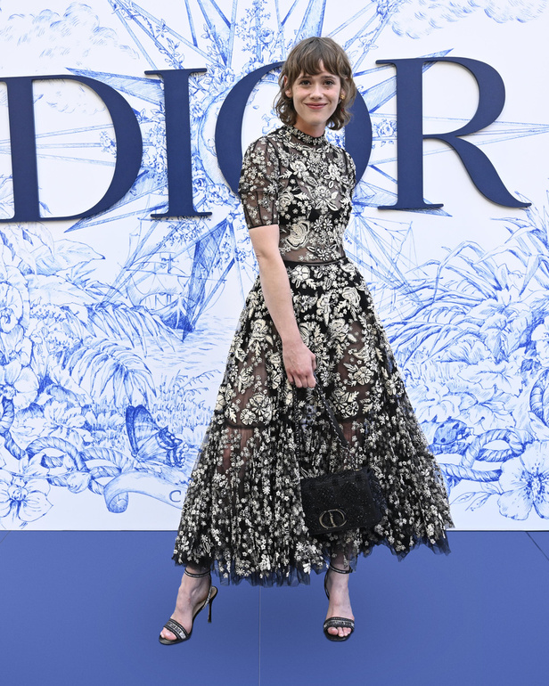 Dior تحتفل بالأنوثة في مجموعة "ديور كروز" للعام 2023