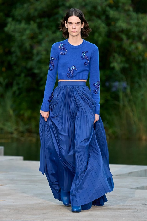 عرض أزياء Max Mara Resort 2023