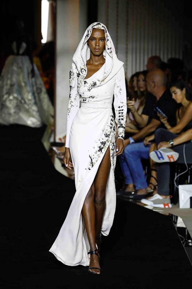 مجموعة زهير مراد للأزياء الراقية لخريف 2022