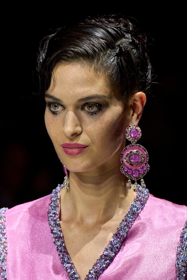 اطلالات جمالية من مجموعة Giorgio Armani Privé