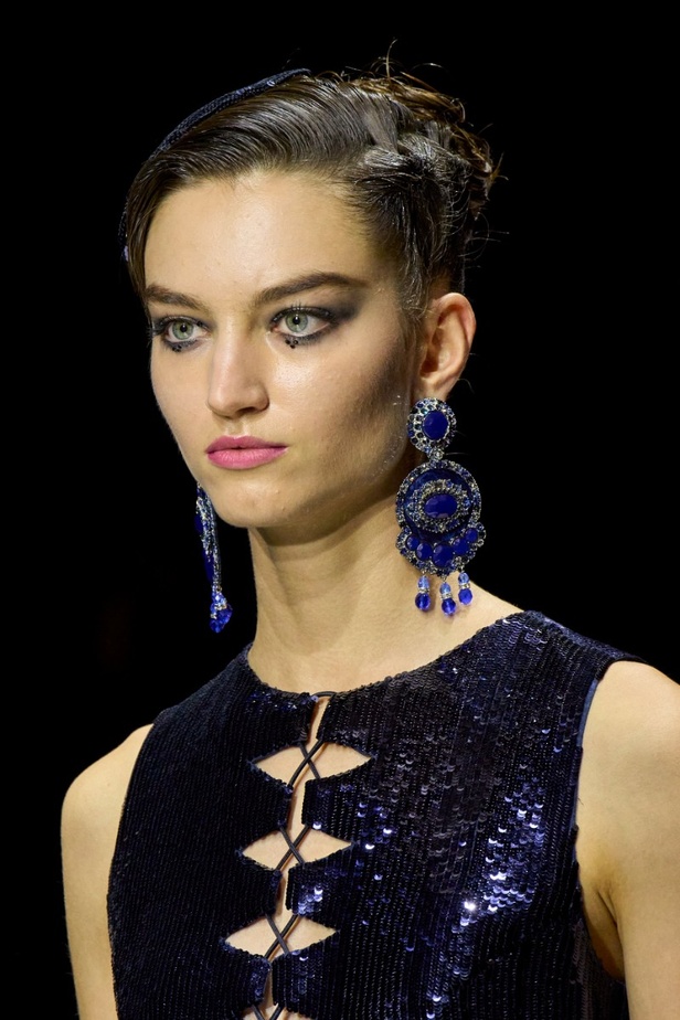 اطلالات جمالية من مجموعة Giorgio Armani Privé