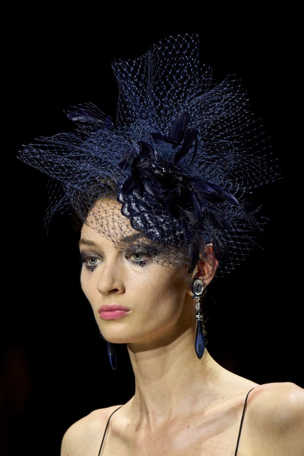 اطلالات جمالية من مجموعة Giorgio Armani Privé