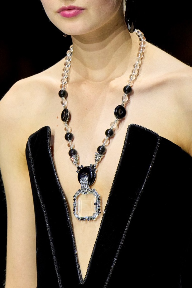 مجموعة Giorgio Armani Privé ملاذ للأحلام والإبداع