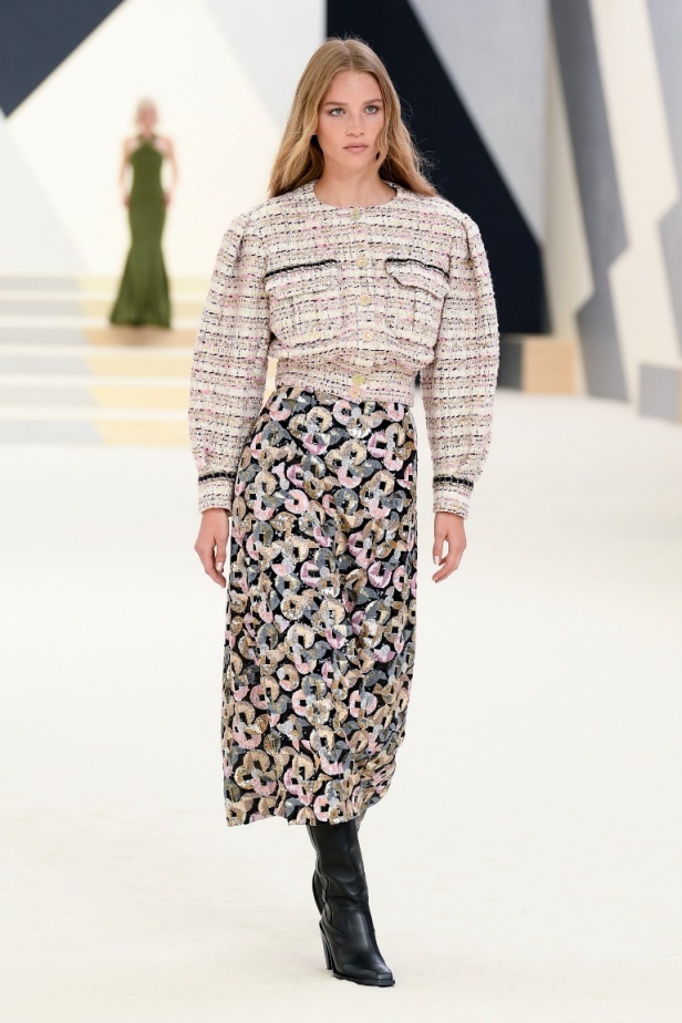 مجموعة CHANEL للأزياء الراقية لخريف وشتاء 2023 