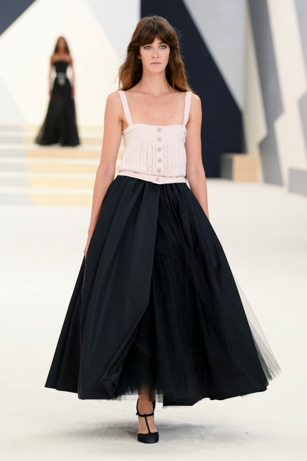 مجموعة CHANEL للأزياء الراقية لخريف وشتاء 2023 