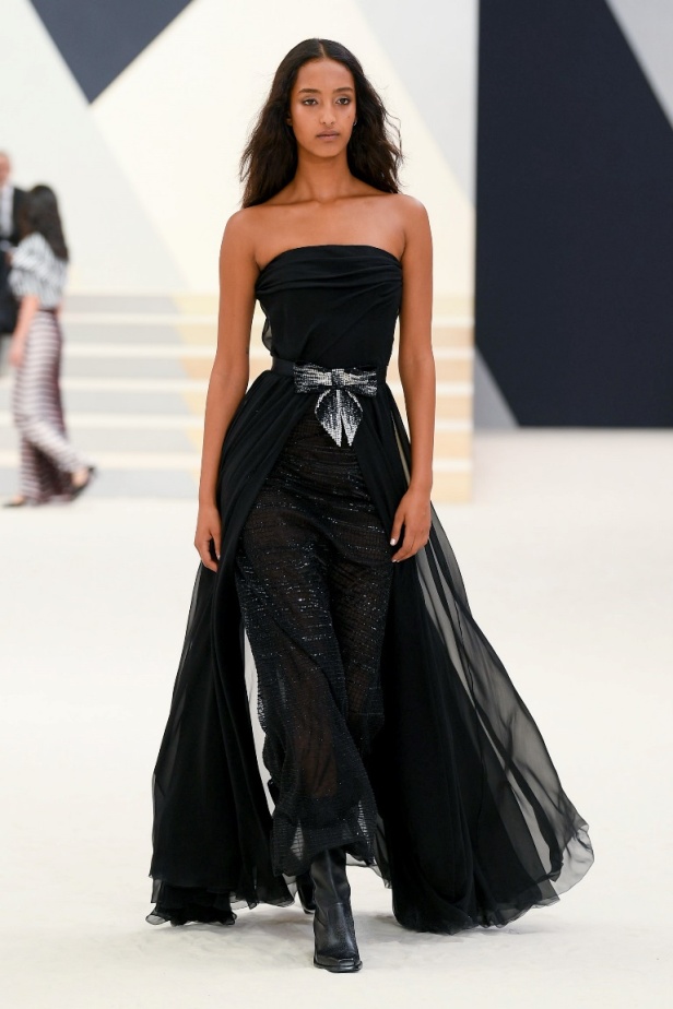 مجموعة CHANEL للأزياء الراقية لخريف وشتاء 2023 