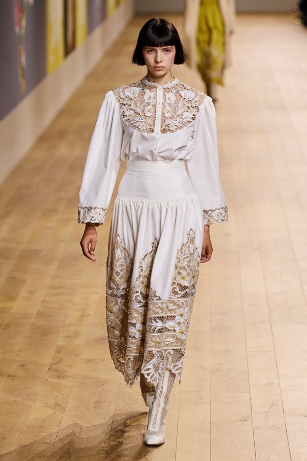 مجموعة Dior للتصاميم الراقية لخريف 2023
