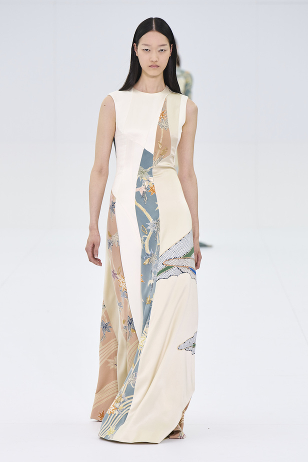 من مجموع فندي للهوت كوتور لخريف وشتاء 2022