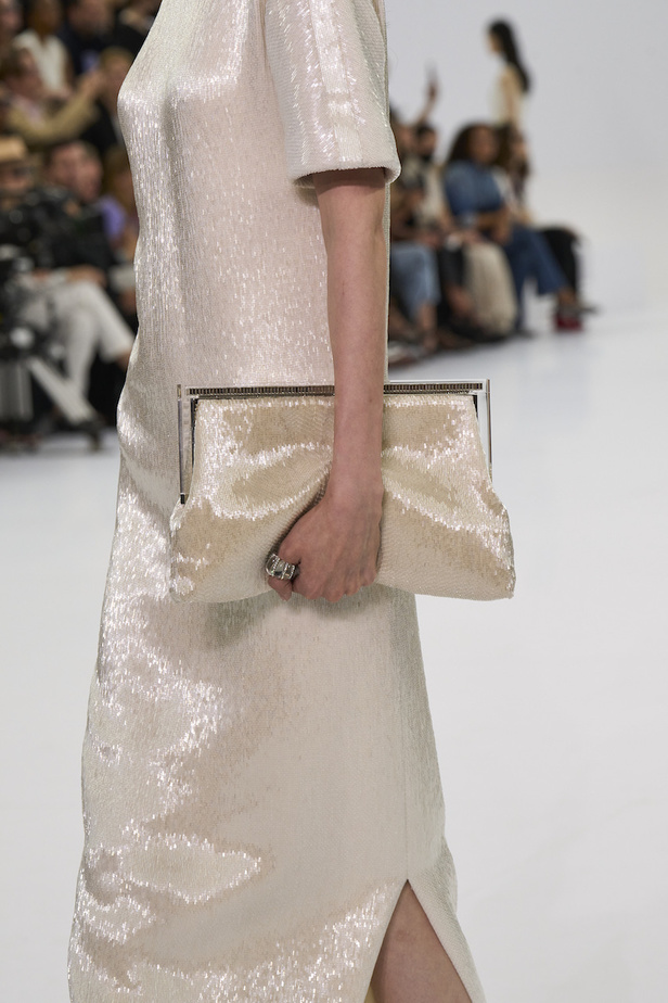 مجموعة فندي للهوت كوتور لموسم خريف وشتاء 2022