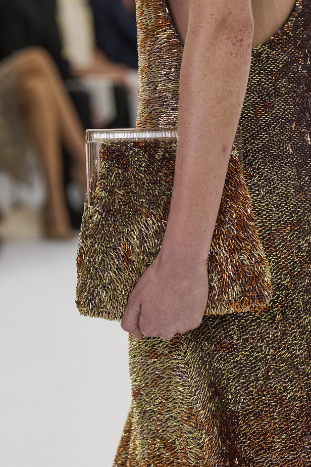 مجموعة فندي للهوت كوتور لموسم خريف وشتاء 2022