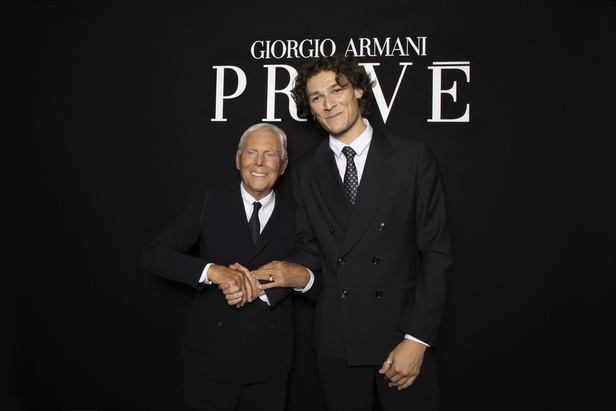 مجموعة Giorgio Armani Privé ملاذ للأحلام والإبداع