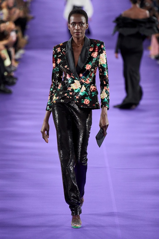 مجموعة Alexis Mabille للأزياء الراقية لخريف وشتاء 2023