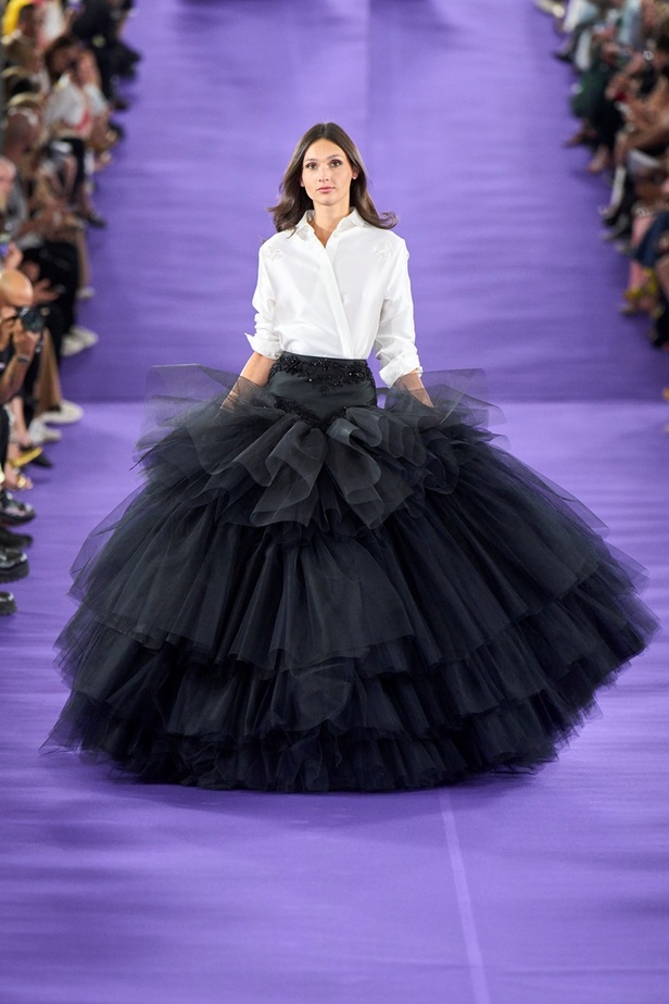 مجموعة Alexis Mabille للأزياء الراقية لخريف وشتاء 2023