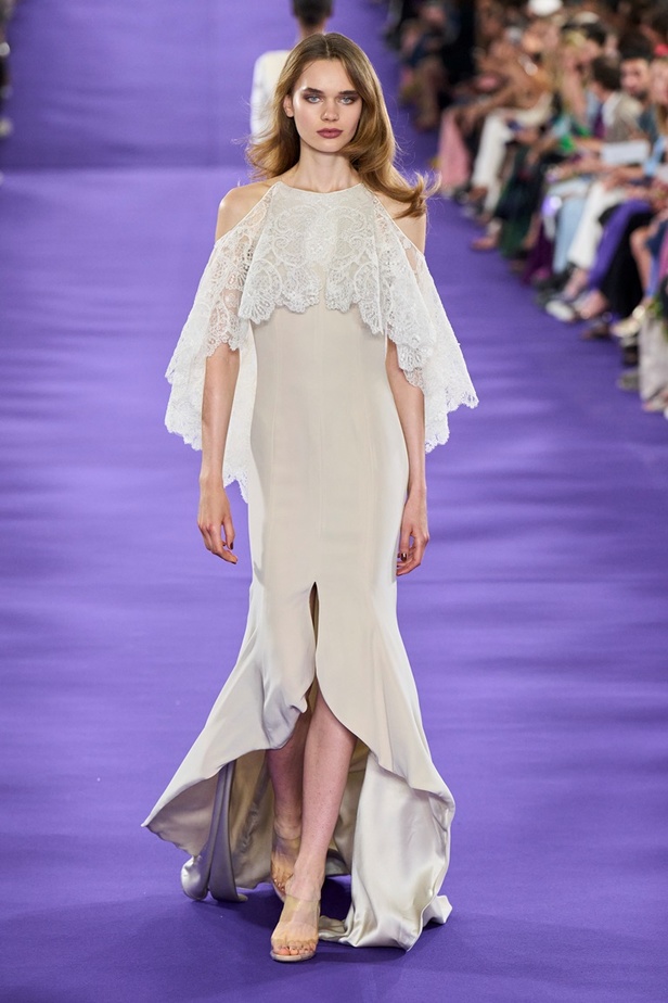 مجموعة Alexis Mabille للأزياء الراقية لخريف وشتاء 2023