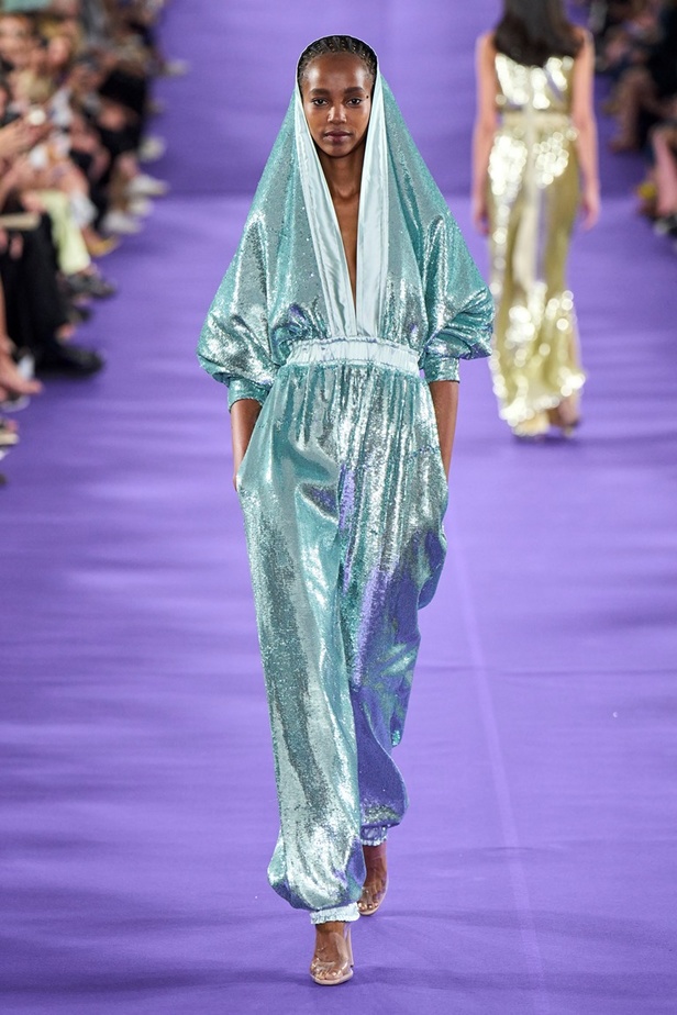 مجموعة Alexis Mabille للأزياء الراقية لخريف وشتاء 2023