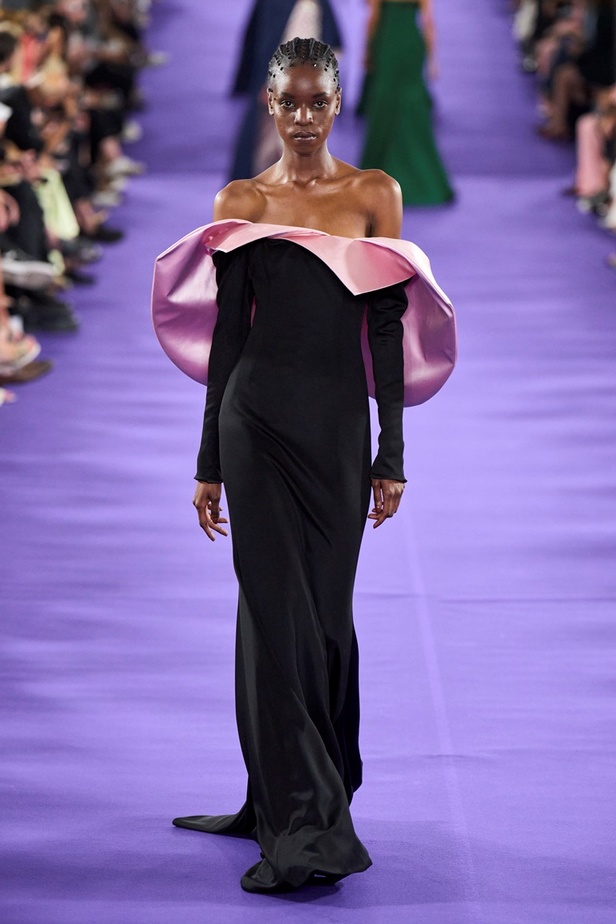 مجموعة Alexis Mabille للأزياء الراقية لخريف وشتاء 2023