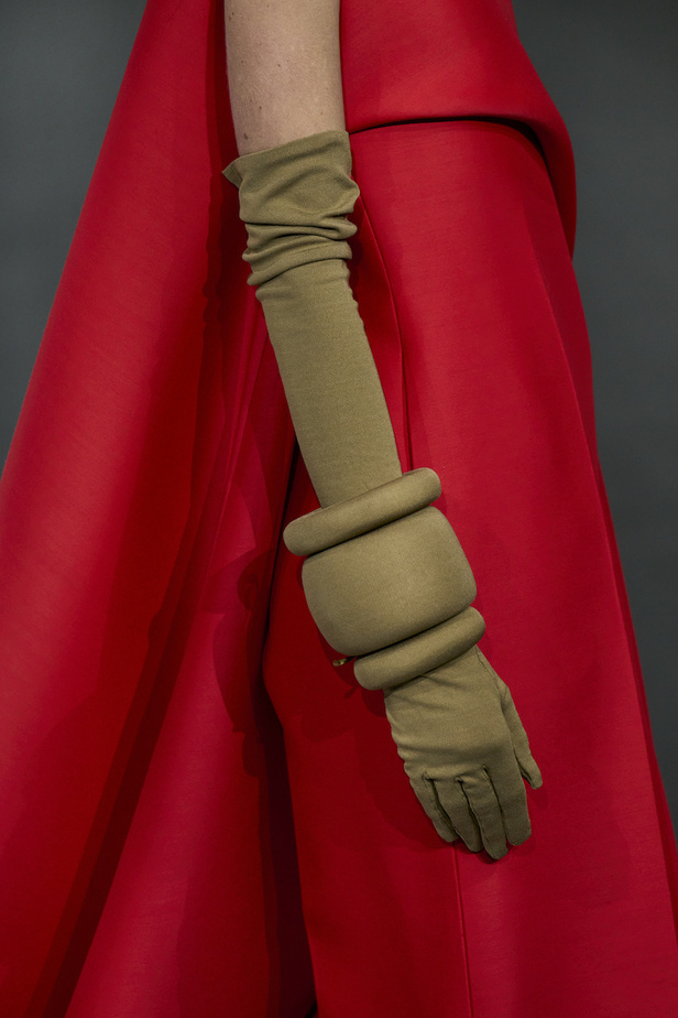 مجموعة ستيفان رولان للهوت كوتور لخريف وشتاء 2022