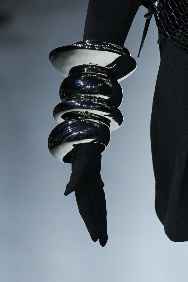 مجموعة ستيفان رولان للهوت كوتور لخريف وشتاء 2022