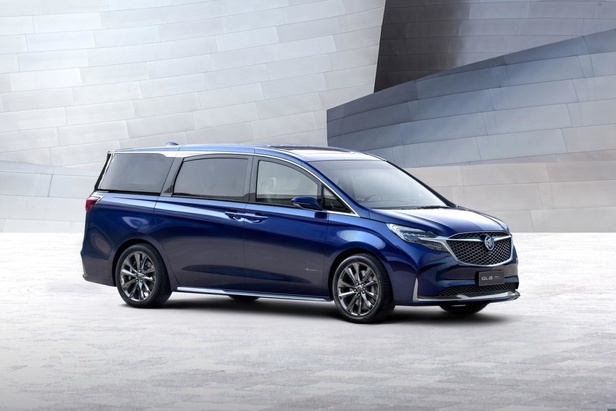 Buick GL8 أبرز السيارت العائلية الفارهة