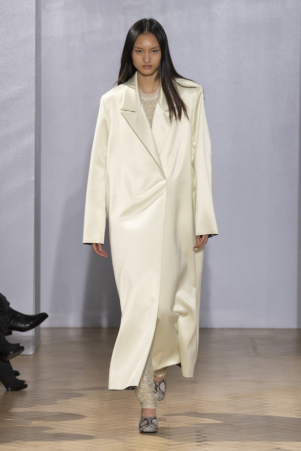 من مجموعة 16Arlington لموسم ربيع وصيف 2023