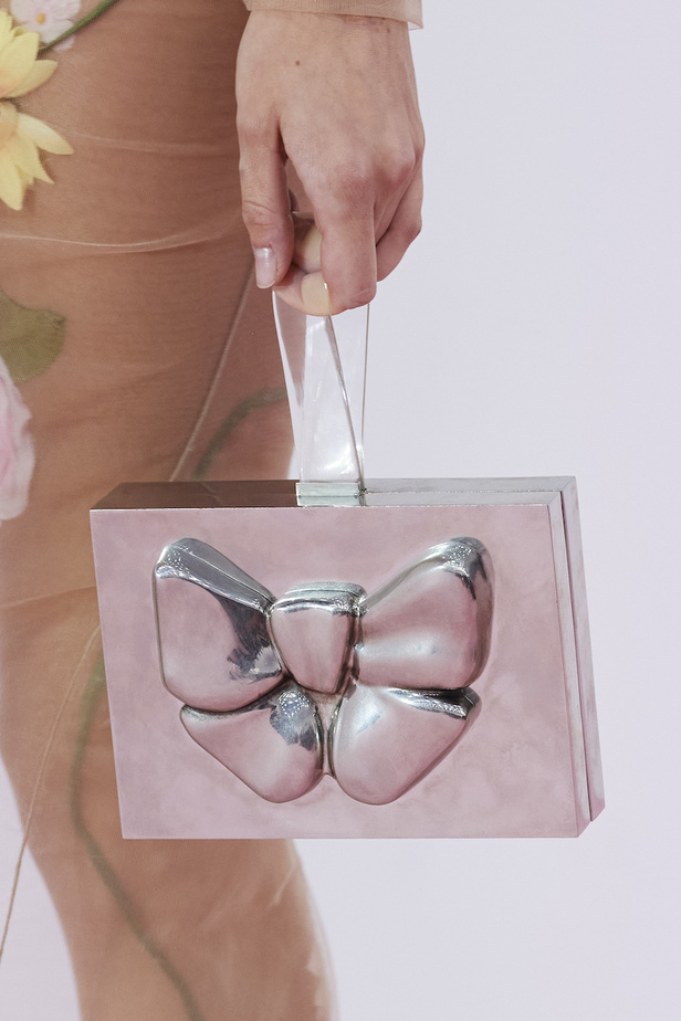 مجموعة Acne Studios لموسم ربيع وصيف 2023