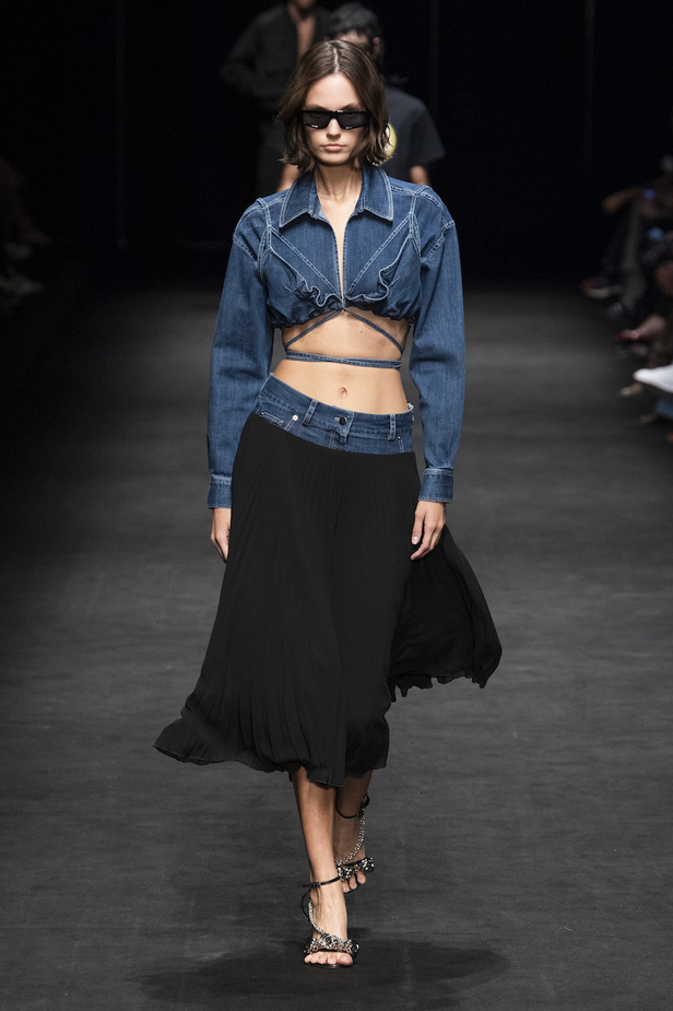 من مجموعة Act n1 لموسم ربيع وصيف 2023