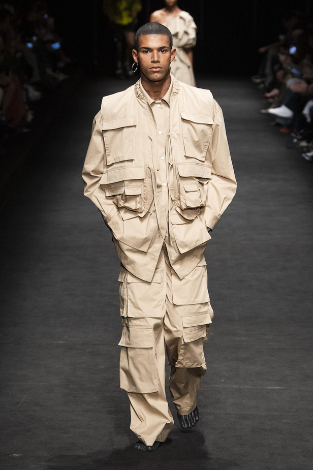 من مجموعة Act n1 لموسم ربيع وصيف 2023