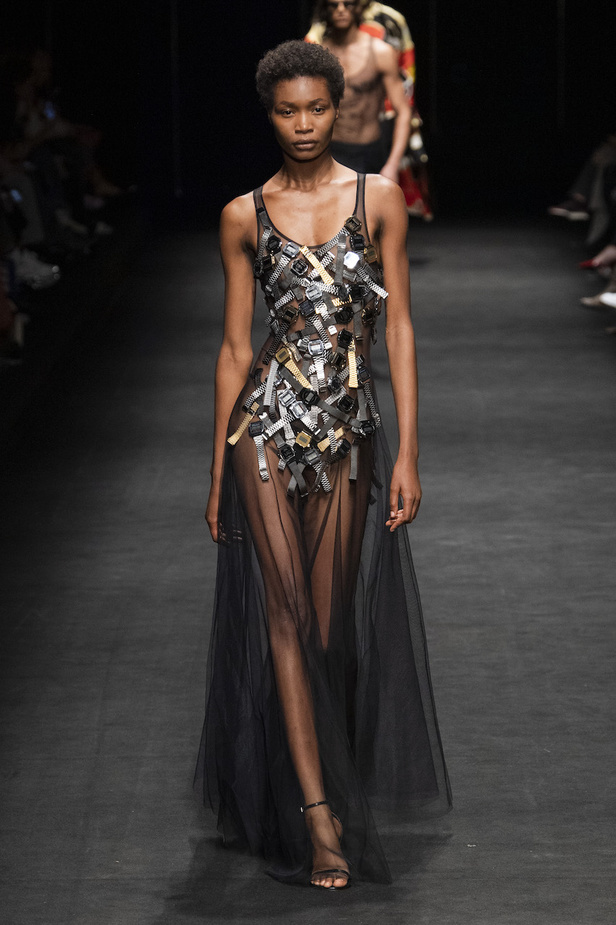 من مجموعة Act n1 لموسم ربيع وصيف 2023