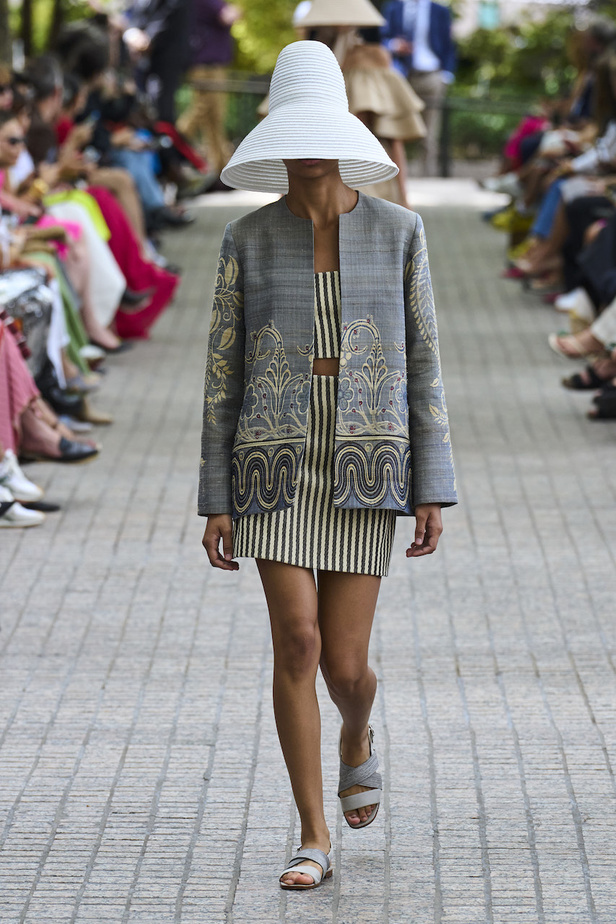 مجموعة أدم ليبس لموسم ربيع وصيف 2023