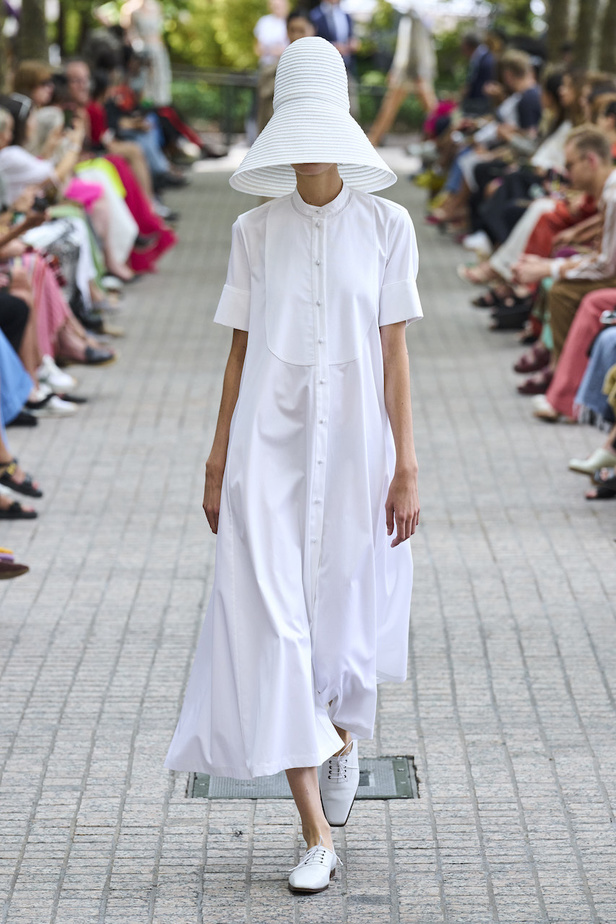 مجموعة أدم ليبس لموسم ربيع وصيف 2023