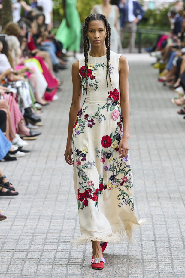 مجموعة أدم ليبس لموسم ربيع وصيف 2023